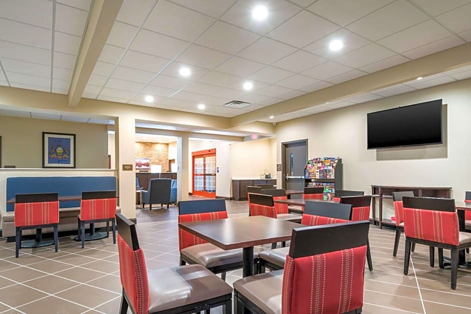 Comfort Inn & Suites Harrisburg - Hershey West