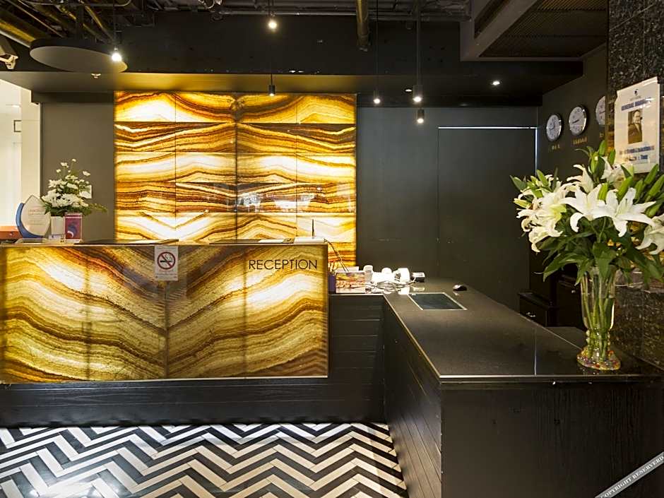 iCheck inn Residence Sukhumvit 1