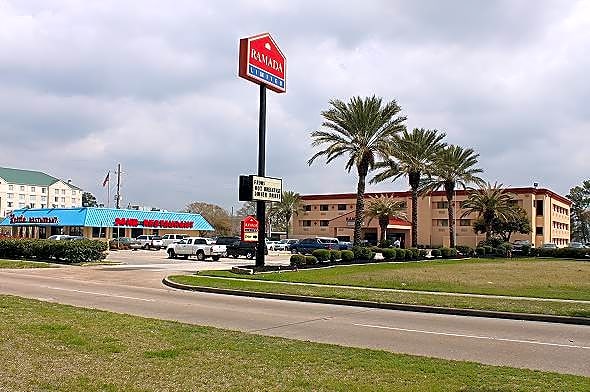 Ramada Bush Intercontinental Airport