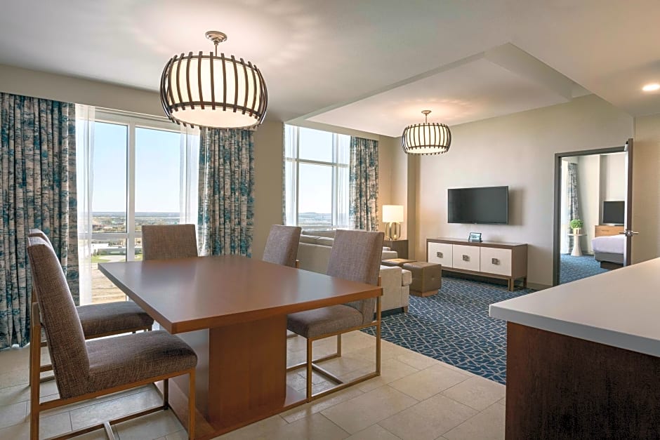 Photo 1 of 3 of Premium 1 King Bed Suite, Corner