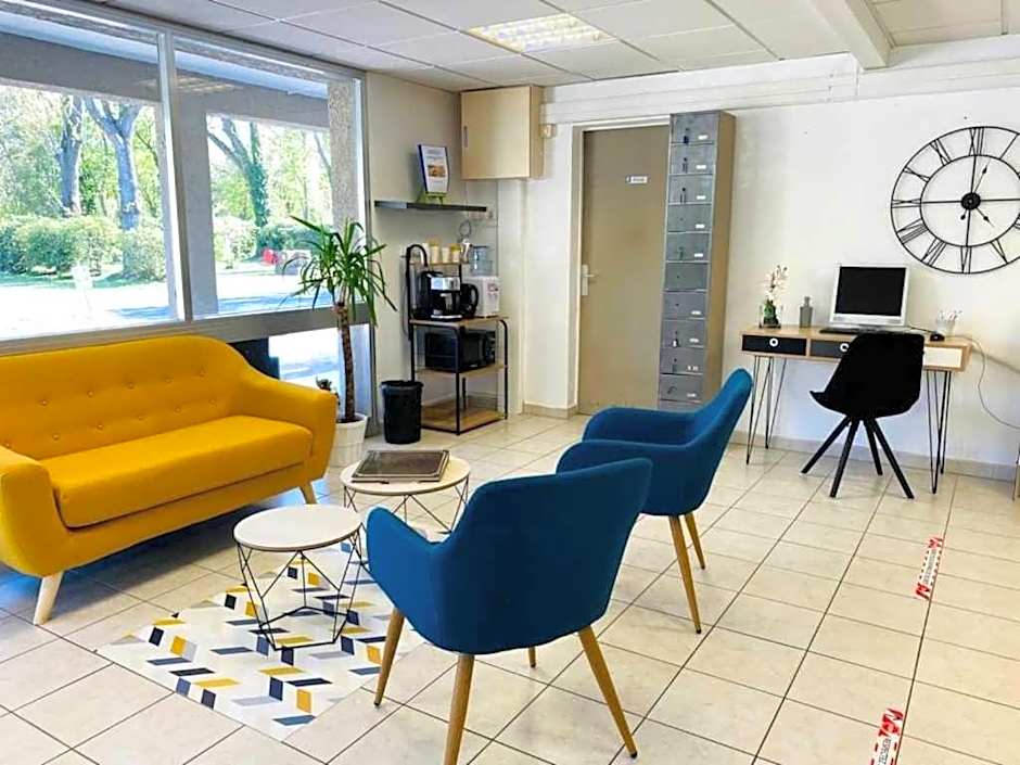 Camping 4 étoiles - Piscine - ef00ai