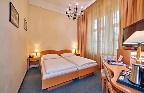 DOUBLE OR TWIN STANDARD