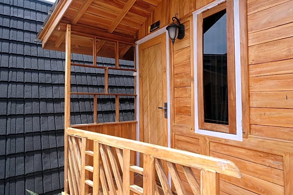 Urbanview Villa Kolopaking Kebumen by RedDoorz