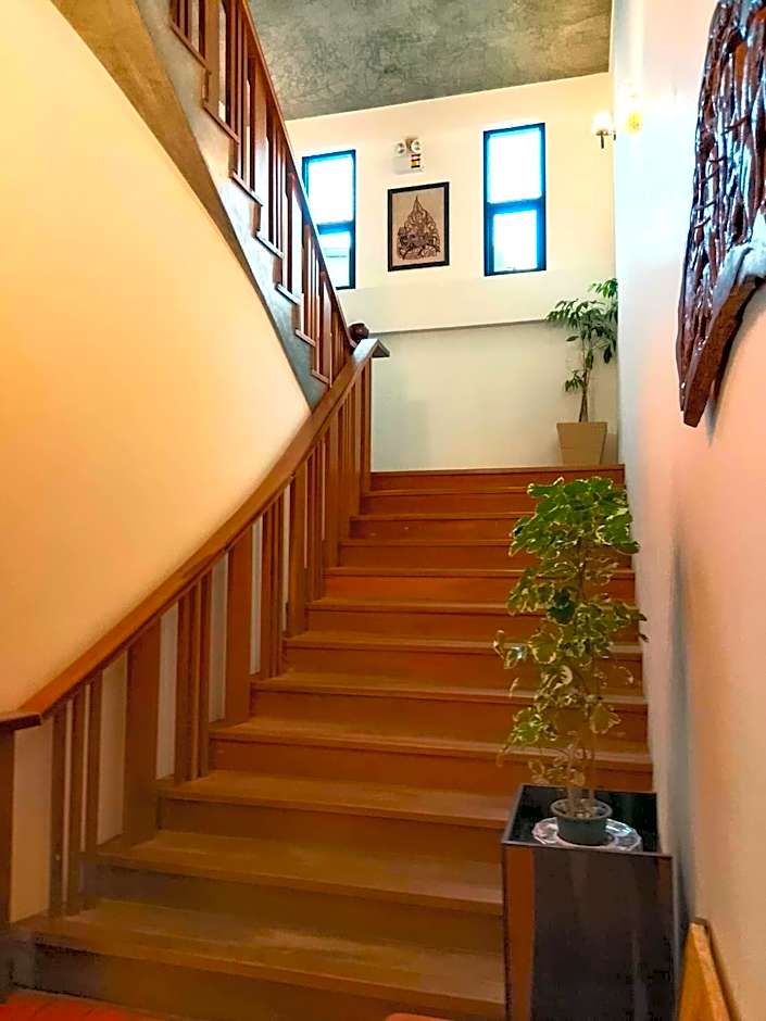 Jing Jit Hotel