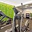 La Quinta Inn & Suites by Wyndham Houston West Park 10