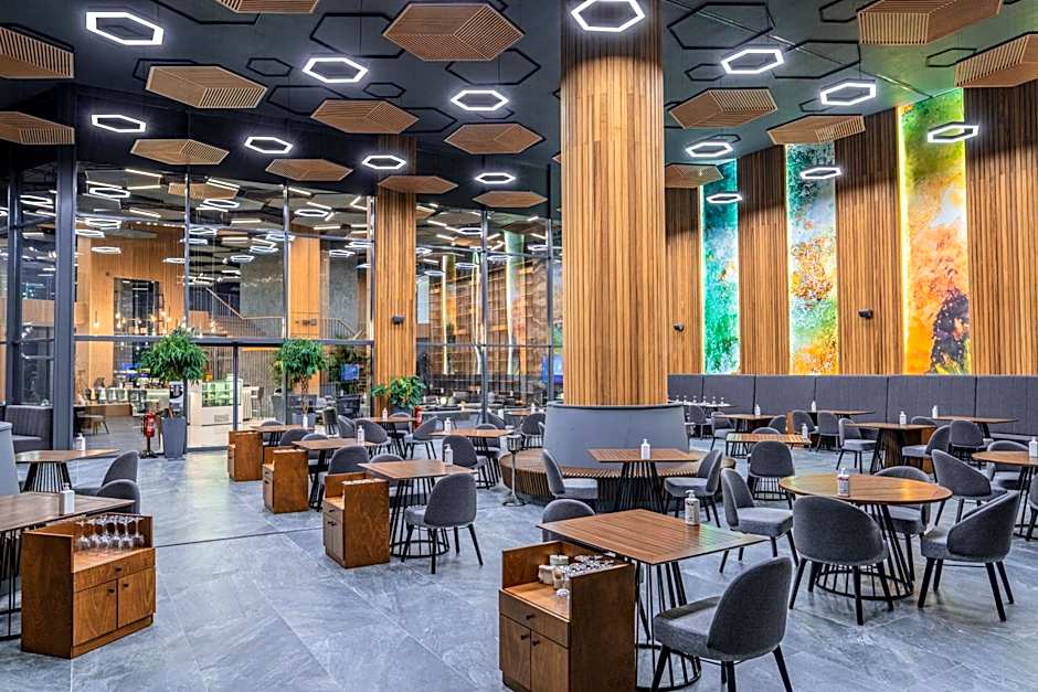 The Norm Collection Door'a Bodrum