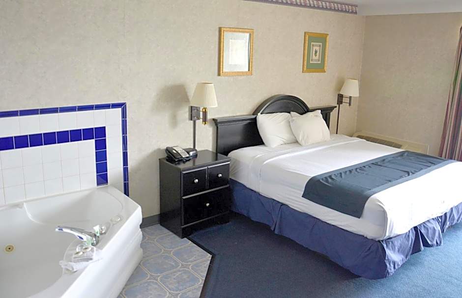 Travelodge by Wyndham Milwaukee