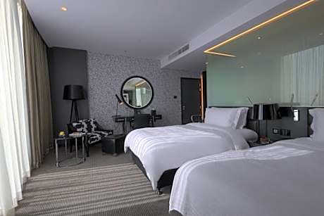 High Floor Room Twin Bed City View
