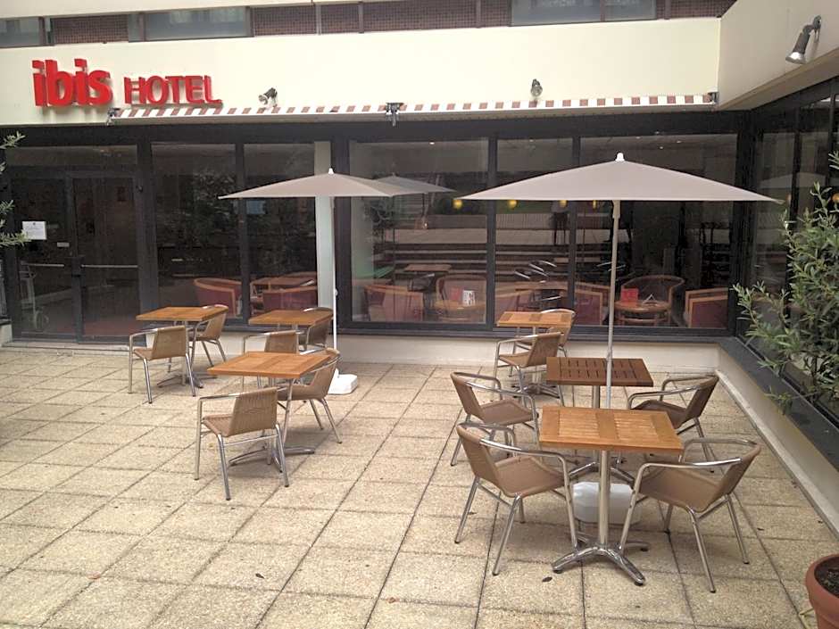 ibis Paris Pont de Suresnes Longchamp