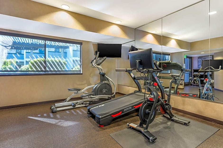Best Western Plus Wine Country Inn & Suites