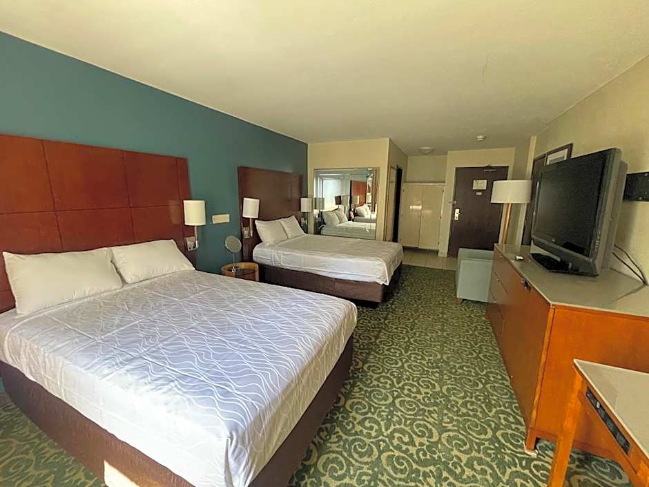 Portside Inn & suites