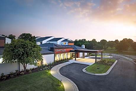 Courtyard by Marriott Kansas City Overland Park/Metcalf, South of College Boulevard