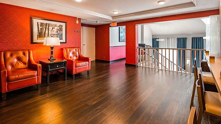 Best Western Plus Regency Inn and Conference Centre