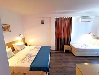 Largo Beach Hotel