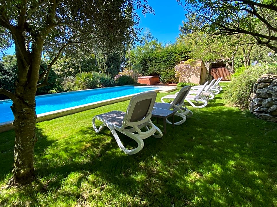 Le Clos Pastel