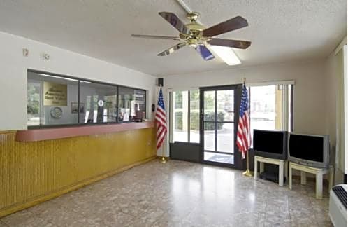 Americas Best Value Inn - Decatur