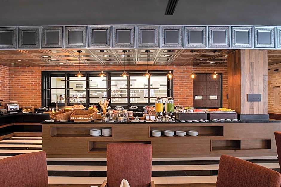 DoubleTree by Hilton Celaya