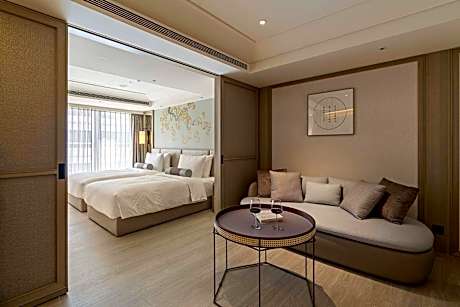 Twin Room with City View