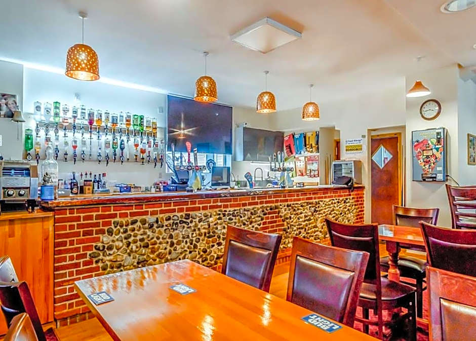 Castaways Holiday Park