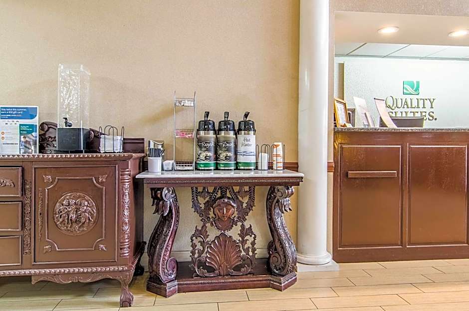 Quality Suites Graham - Burlington South