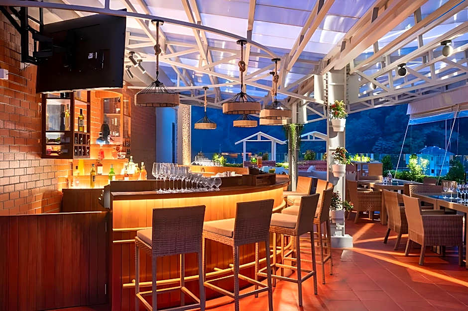 Grand Serendib Hotel