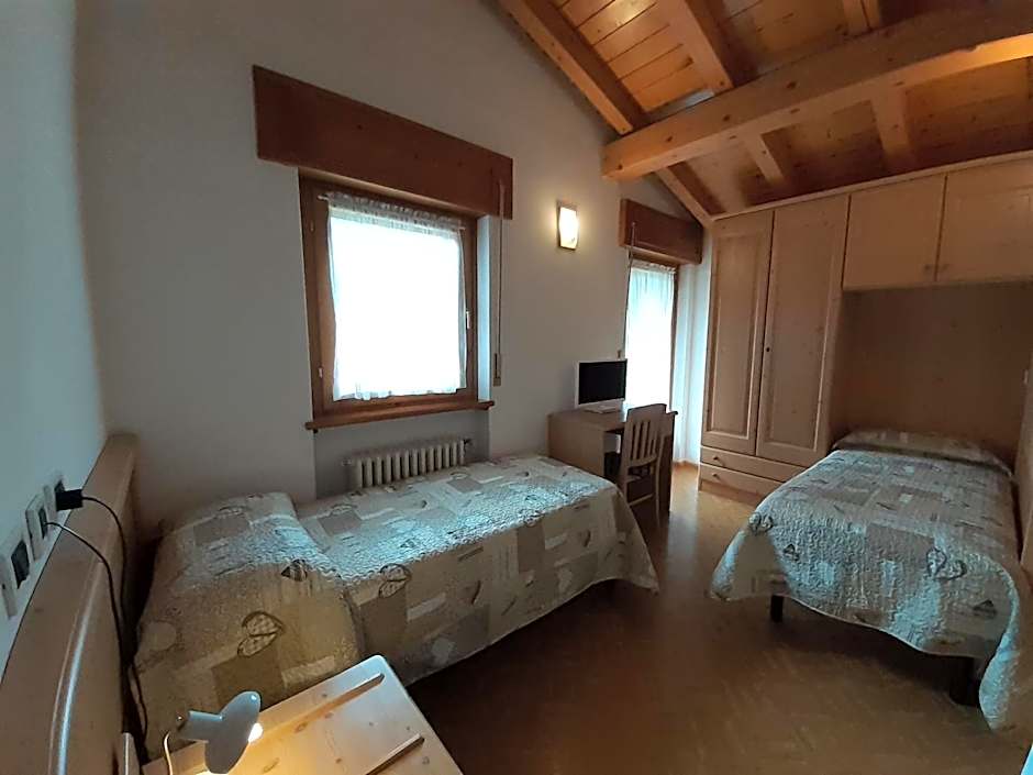 Hotel Garnì Miramonti