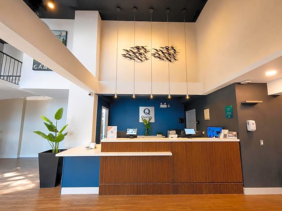 Quality Inn & Suites Thunder Bay Downtown