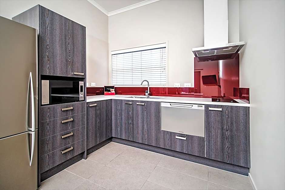 37 The Landing Motel