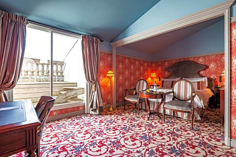 Premium King Room with Balcony
