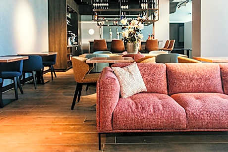 Amsterdam Beach Hotel