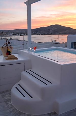 Ammos Luxury Rooms & Home