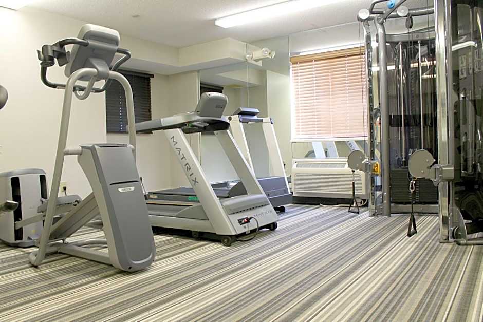 Sonesta Simply Suites Wichita Airport