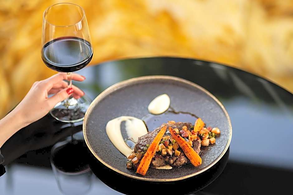 Aria Hotel Budapest by Library Hotel Collection