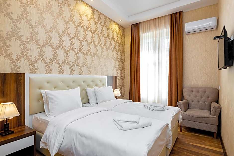 Ornament Hotel