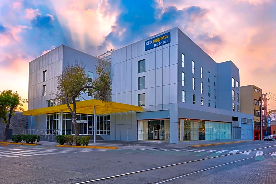 City Express by Marriott Ciudad de México La Villa