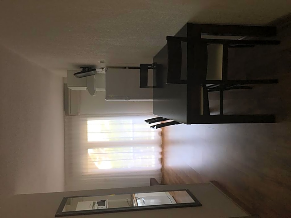 Adonis Saint Florent