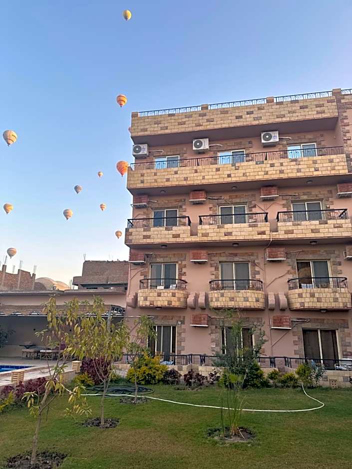 New Memnon Hotel