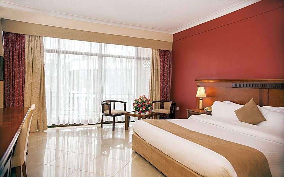 Golden Tulip Dar Es Salaam