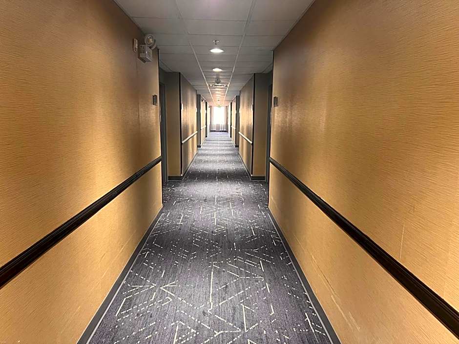 Comfort Suites Airport Louisville