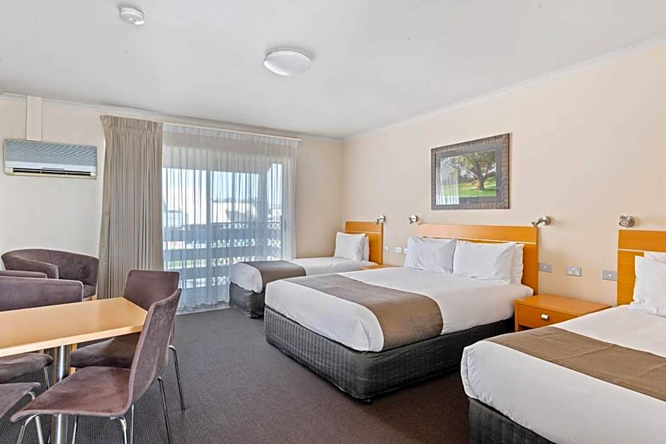 Comfort Inn Clubarham
