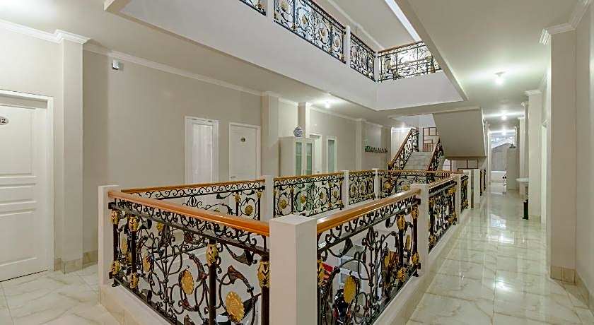 RedDoorz near Taman Makam Pahlawan Cikutra