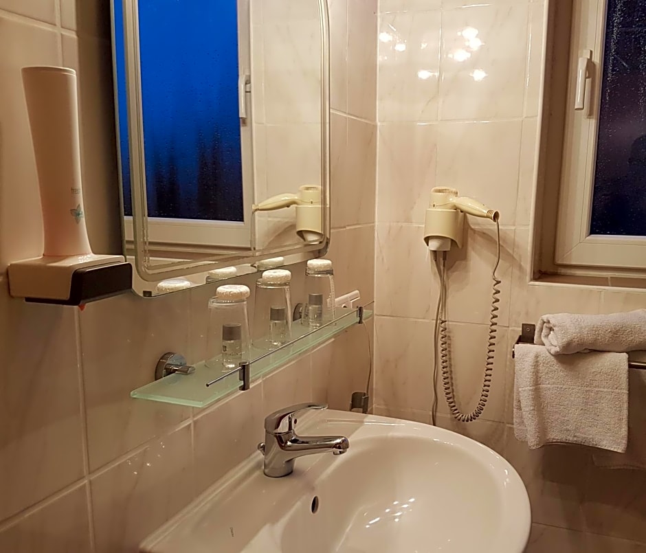 Legend Hotel