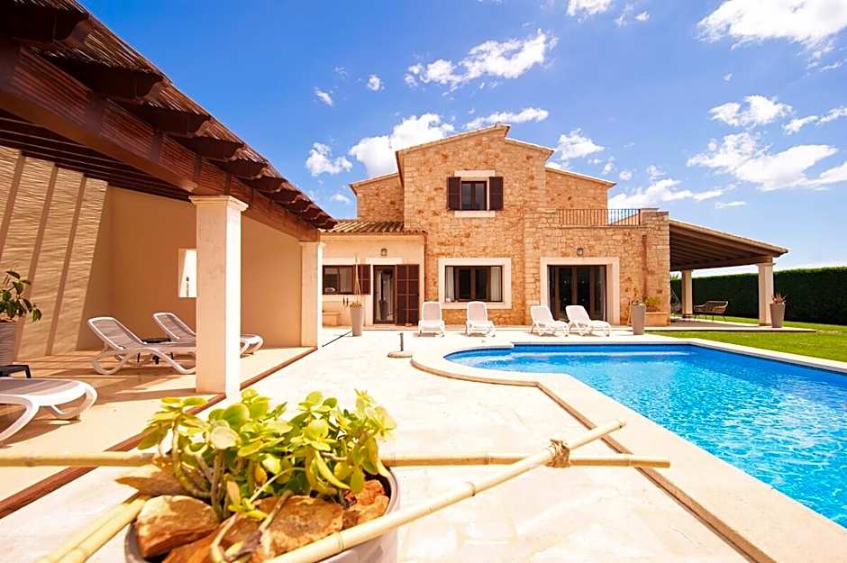 Photo 1 of 50 of New! Premium Finca, Cala dOr, with Starlightpool!