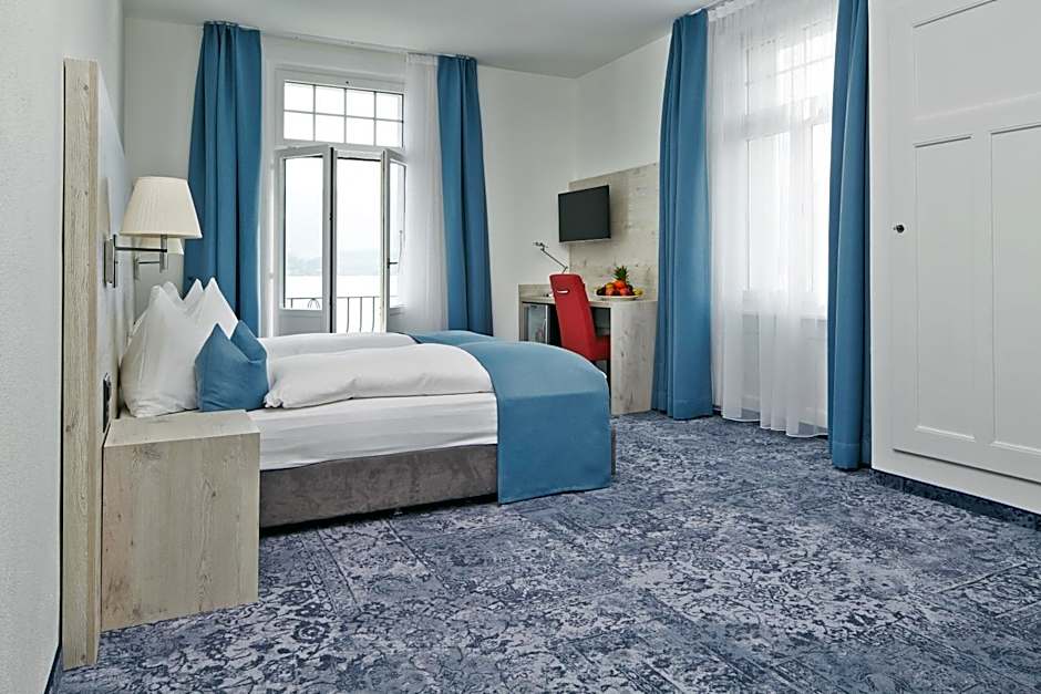 Hotel Restaurant Bellevue au Lac