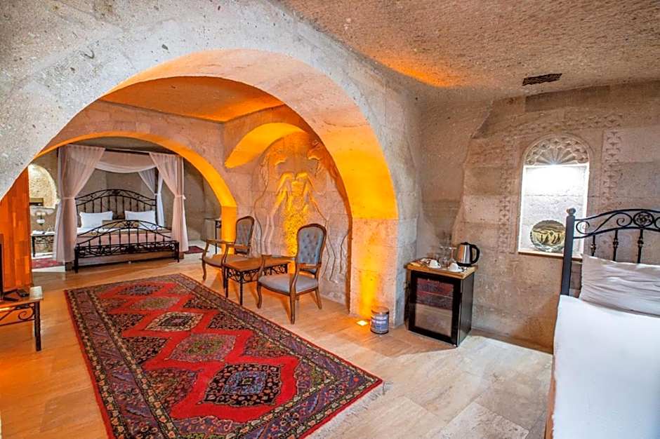 Suite — 12 fotoğraftan 1. fotoğraf