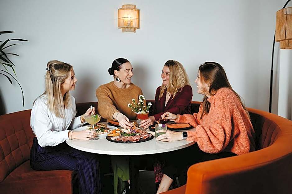 Hotel restaurant SAM