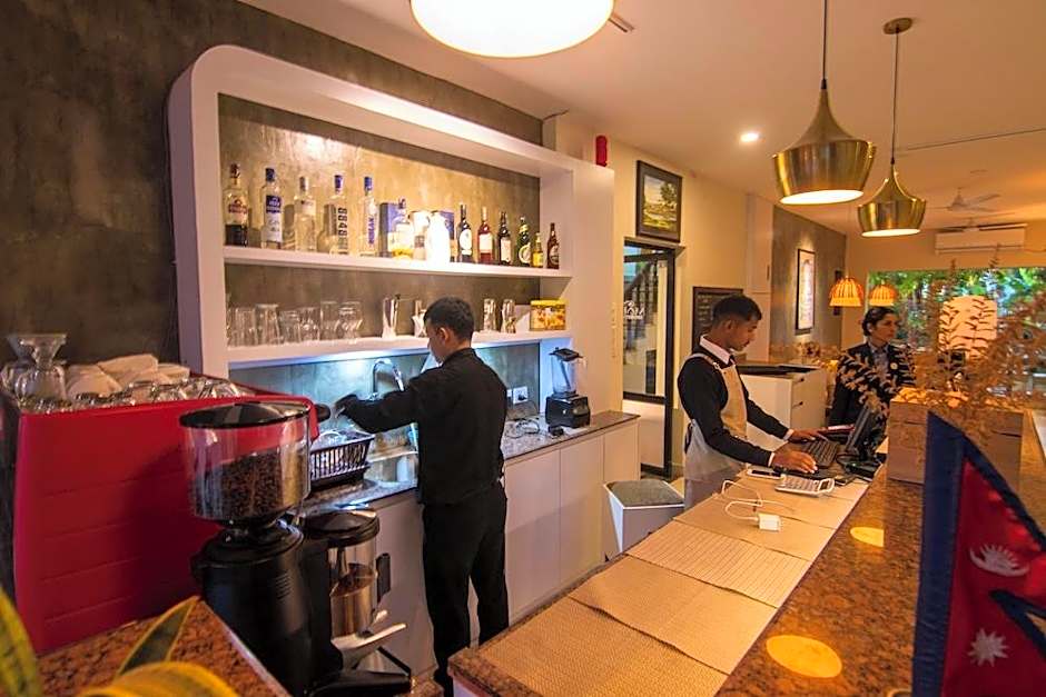 Hotel Ananda Inn