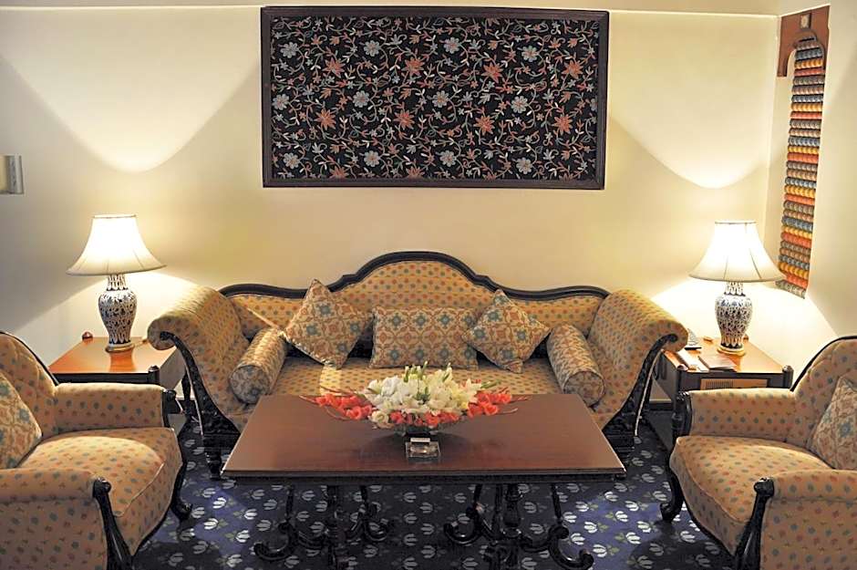 Faisalabad Serena Hotel