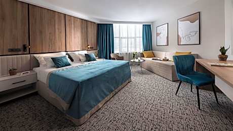 Deluxe Double Room with Extra Bed