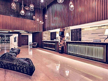 Mercure Bali Legian Hotel
